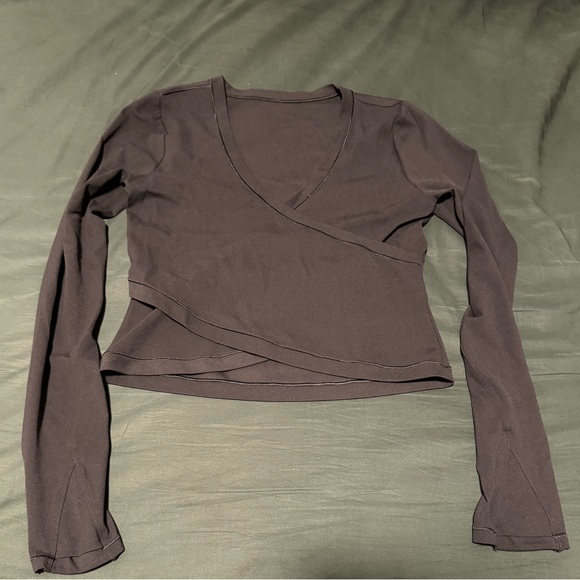 Athleta Transcend Wrap Top In Black Size Medium - Picture 3 of 4